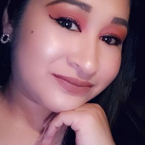 Meet your Posher, Perla